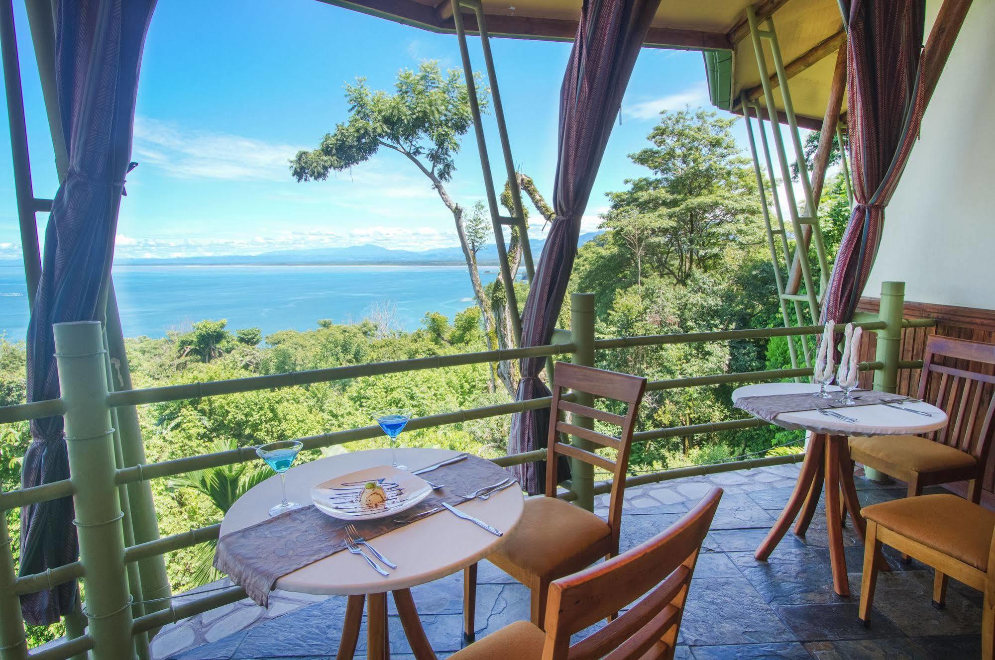 Issimo Suites Boutique Hotel & Spa - Adults Only Manuel Antonio Bagian luar foto