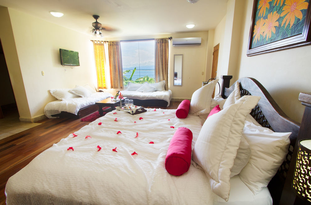 Issimo Suites Boutique Hotel & Spa - Adults Only Manuel Antonio Bagian luar foto